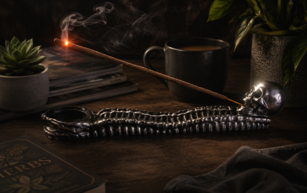 Gothic Skeleton Incense Holder – Resin Incense Stick Burner & Alternative Home Décor